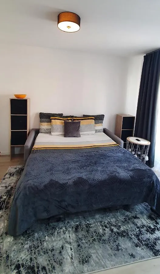 Lovely 1 Bedroom Vacation Home With Free Parking. Nice 0*,